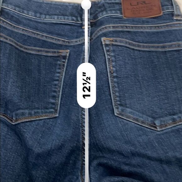 RALPH Lauren Modern Straight Curvy in a size 4 medium wash- never worn- - Picture 6 of 16